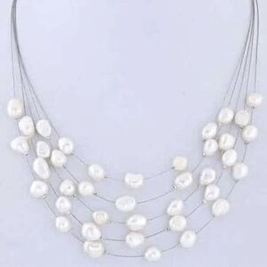Classy Pearl Necklace
